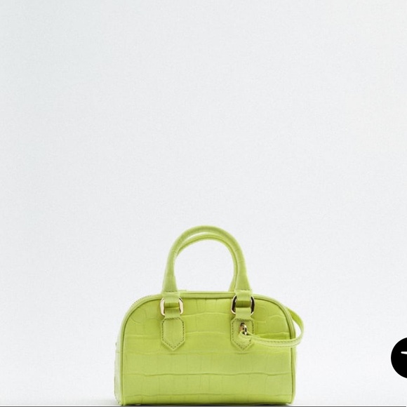 pistachio green mini leather croc design bag - Picture 2 of 13